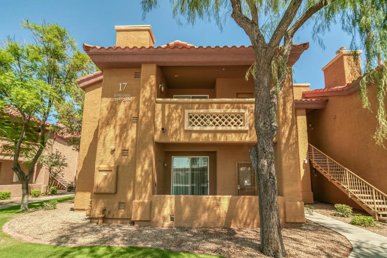 Hébergement de vacances Pristine Top Floor Condo With Access To Clubhouse & Pools Phoenix
